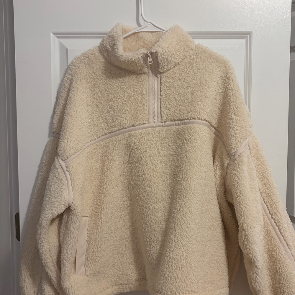 Arizona Women’s cream/tan fleece quarter zip